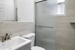 60-36 68th Rd, New York City, NY 11385 - Photo 5