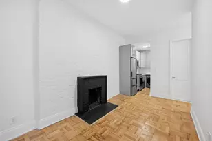 130 W 80th St, New York City, NY 10024 - Photo 9