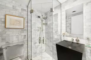 445 W 19th St, New York City, NY 10011 - Photo 5