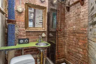 121 E 10th St, New York, NY 10003 - Photo 5