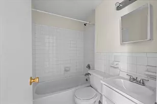 135 St James Pl, Brooklyn, NY 11238 - Photo 7