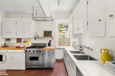 1 Pierrepont Street #2B, New York City, NY 11201 - Photo 7