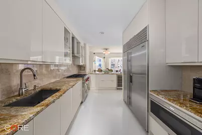 330 E 57th Street #4, New York, NY 10022 - Photo 5