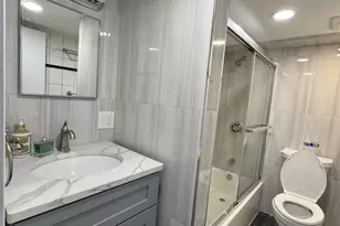 35-33 34th St, New York City, NY 11106 - Photo 7