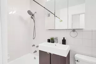 345 E 73rd St, New York City, NY 10021 - Photo 5