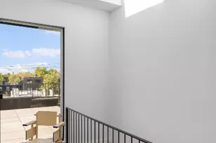 94 Pioneer St, Brooklyn, NY 11231 - Photo 15