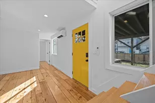318 Beach 101st St, New York City, NY 11694 - Photo 5
