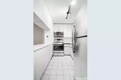 330 E 39th Street #9N, New York City, NY 10016 - Photo 5
