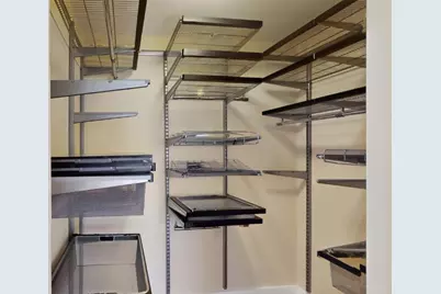 2-40 51st Avenue #2N, New York City, NY 11101 - Photo 9