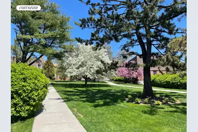 70-25 Park Drive E #A, New York City, NY 11367 - Photo 5