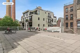 139 Skillman Ave, New York City, NY 11211 - Photo 11