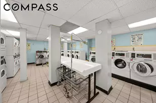 140 W 69th St, New York City, NY 10023 - Photo 9