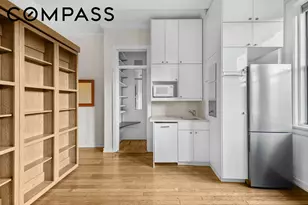 140 W 69th St, New York City, NY 10023 - Photo 5