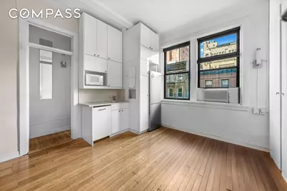 140 W 69th Street #45C, New York, NY 10023 - Photo 3