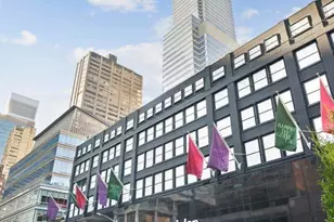 220 E 60th St, New York City, NY 10022 - Photo 11