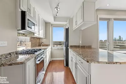1 Gracie Terrace #16C, New York City, NY 10028 - Photo 9