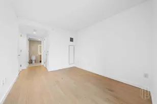 3 Ct Square, New York City, NY 11101 - Photo 13