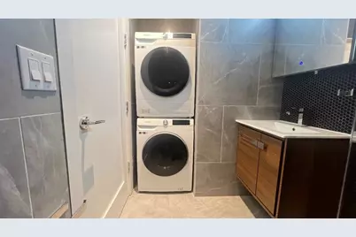 356 W 48th Street #2A, New York City, NY 10036 - Photo 19