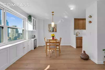 150 W End Avenue #21M, New York City, NY 10023 - Photo 3