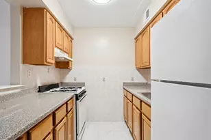 63 E 119th St, New York, NY 10035 - Photo 9