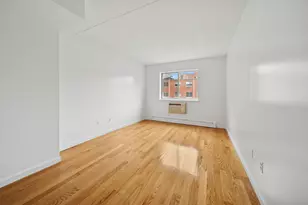 63 E 119th St, New York, NY 10035 - Photo 17