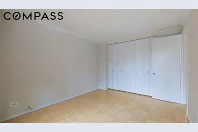 236 E 47th Street #15E, New York City, NY 10017 - Photo 3