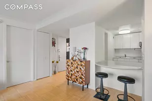 236 E 47th St, New York, NY 10017 - Photo 5