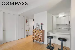 236 E 47th St, New York City, NY 10017 - Photo 5