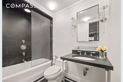 23 E 74th Street #7E, New York, NY 10021 - Photo 7