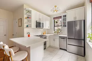 21-05 33rd St, Astoria, NY 11105 - Photo 3