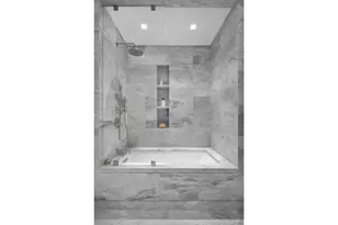 225 W 86th St, New York City, NY 10024 - Photo 3