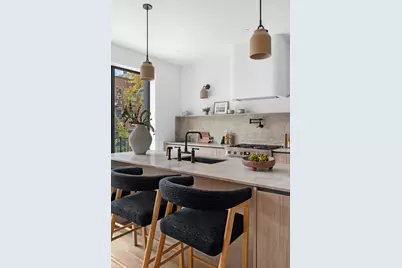 12 Pilling Street, New York City, NY 11207 - Photo 3