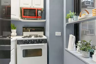 235 E 22nd St, New York City, NY 10010 - Photo 5