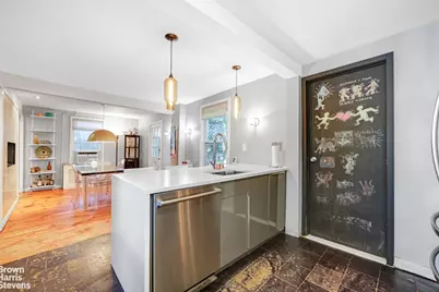2253 Edsall Avenue, New York City, NY 10463 - Photo 9