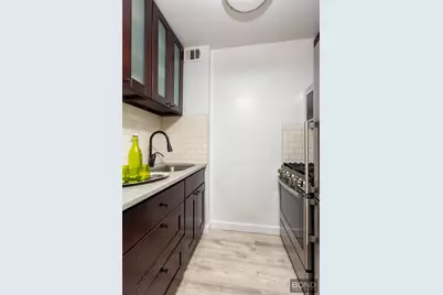 393 W 49th Street #3OO, New York City, NY 10019 - Photo 7
