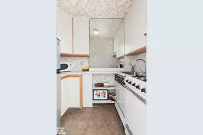 40 W 72nd Street #81B, New York, NY 10023 - Photo 5