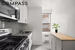 33-16 82nd St, New York City, NY 11372 - Photo 3