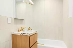 170 W 23rd St, New York, NY 10011 - Photo 5