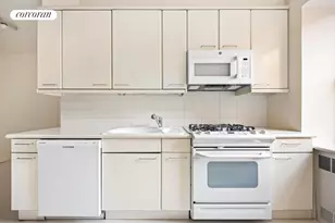 150 E 77th St, New York City, NY 10075 - Photo 15