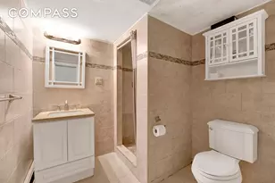 142-15 Newport Ave, New York City, NY 11694 - Photo 37