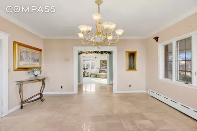 142-15 Newport Avenue, New York City, NY 11694 - Photo 15