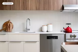 30-77 Vernon Blvd, Astoria, NY 11102 - Photo 7