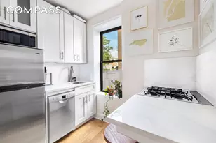 227 W 11th St, New York, NY 10014 - Photo 3