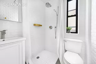 227 W 11th St, New York, NY 10014 - Photo 5