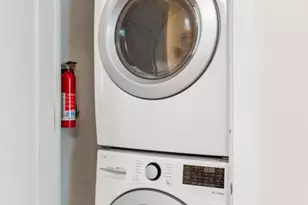 30 Little W St, New York, NY 10004 - Photo 9