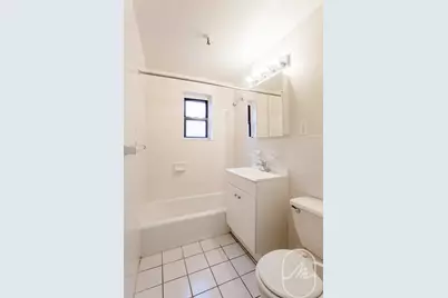 200 E 81st Street #7C, New York City, NY 10028 - Photo 3