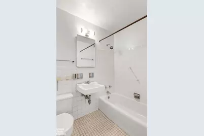 300 E 33rd Street #2LK, New York, NY 10016 - Photo 13