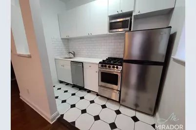 425 E 74th Street #2E, New York City, NY 10021 - Photo 3