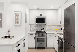 470 W 24 St, New York City, NY 10011 - Photo 5