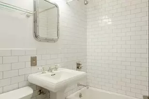 304 E 20th St, New York City, NY 10003 - Photo 3
